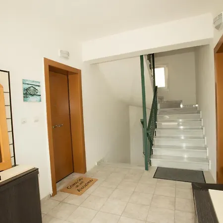 Potamos Luxury אפאנומי