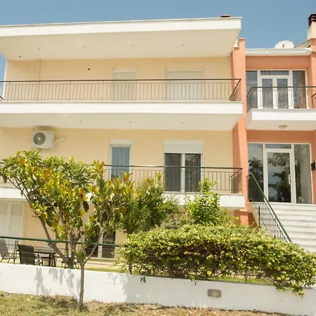 Potamos Luxury Apartment