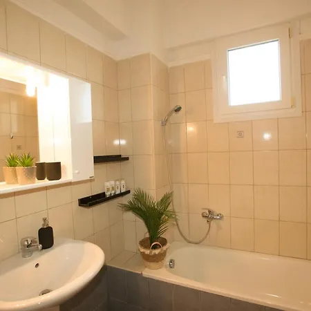 Potamos Luxury Apartament *